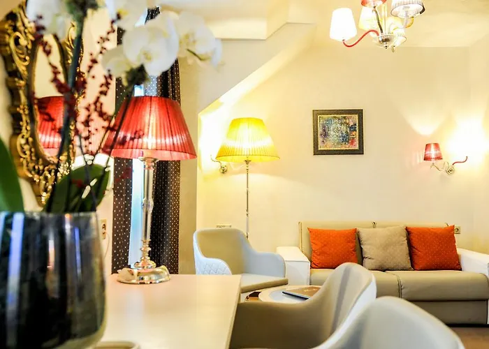 Myo Hotel Mysterius